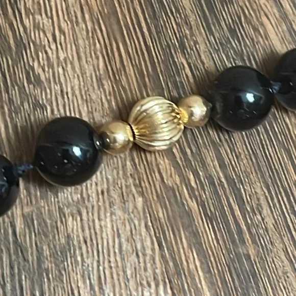 14KT Yellow Gold Beaded Station Black Onyx Beaded Necklace 34” Length - Picture 6 of 16
